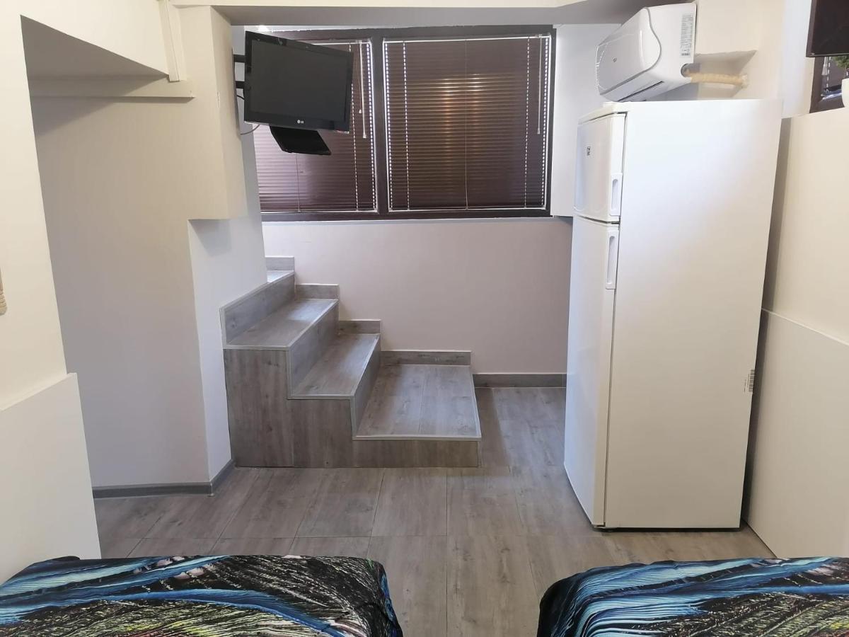 Apartamento Апартамемт 3 Места С Кухня С Дворче Vratsa Exterior foto