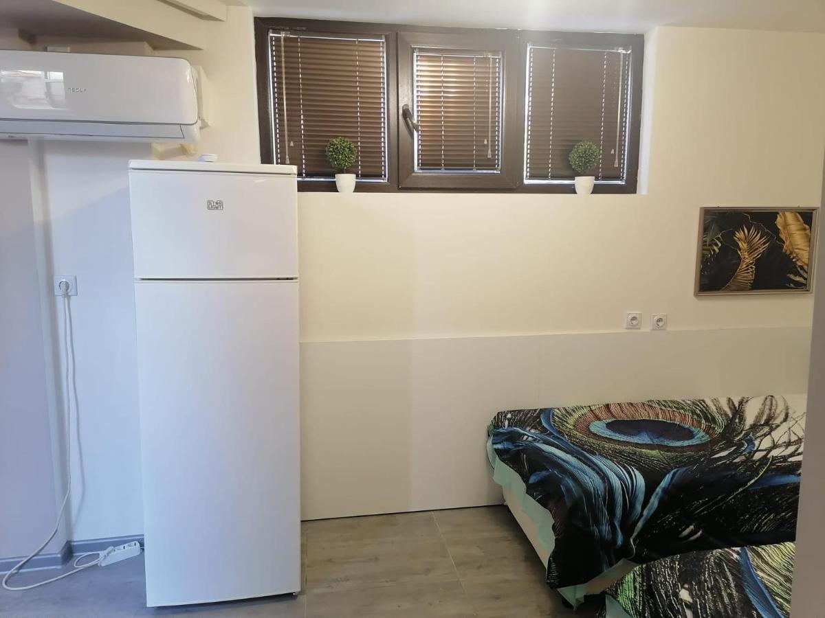 Apartamento Апартамемт 3 Места С Кухня С Дворче Vratsa Exterior foto